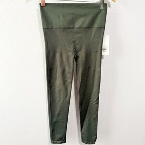 NWT Blanqi maternity legging pant green large